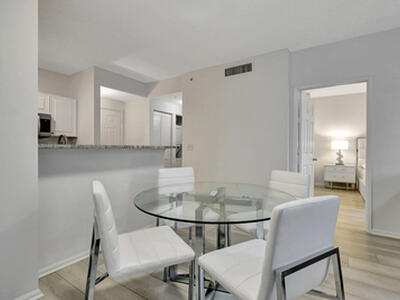 630 S Sapodilla Avenue, West Palm Beach, FL 33401