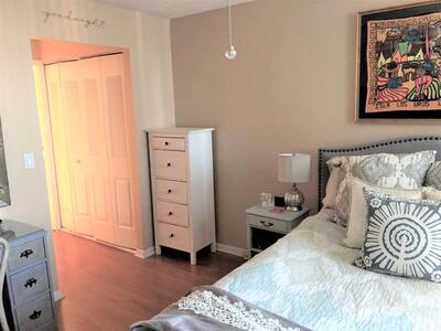 20 Royal Palm Way, Boca Raton, FL 33432