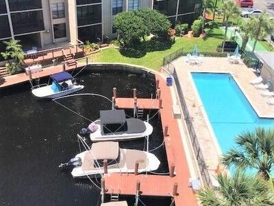 20 Royal Palm Way, Boca Raton, FL 33432