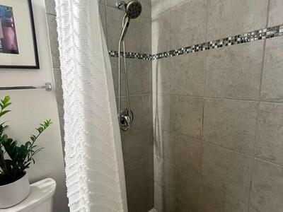 189 NE Jettie Terrace, Port Saint Lucie, FL 34983