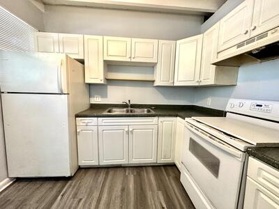 527 48th Street, West Palm Beach, FL 33407