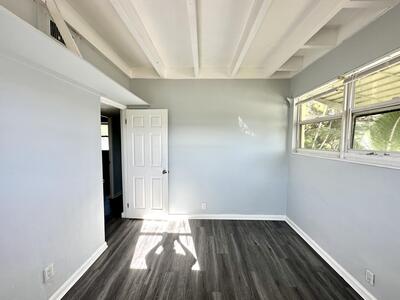 527 48th Street, West Palm Beach, FL 33407