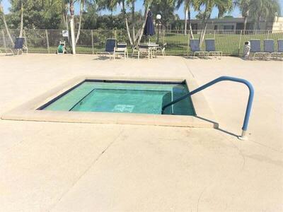 9215 Flynn Circle, Boca Raton, FL 33496