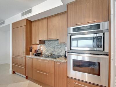 1200 Holiday Drive, Fort Lauderdale, FL 33316