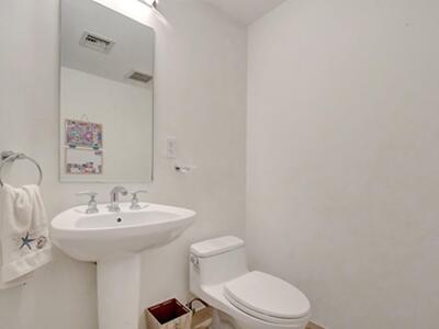 1200 Holiday Drive, Fort Lauderdale, FL 33316