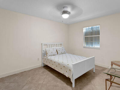 121 Waterside Drive, Hypoluxo, FL 33462