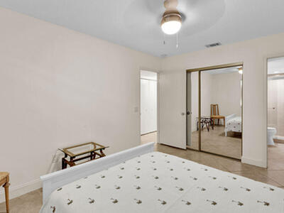 121 Waterside Drive, Hypoluxo, FL 33462