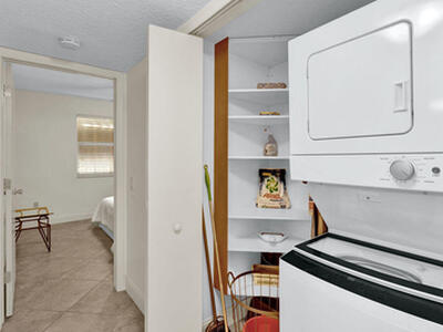 121 Waterside Drive, Hypoluxo, FL 33462