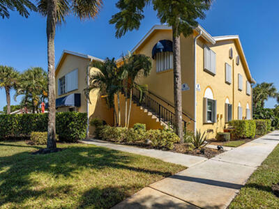 121 Waterside Drive, Hypoluxo, FL 33462