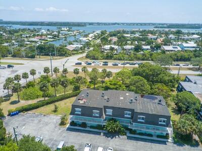 1901 Indian River Boulevard, Vero Beach, FL 32960