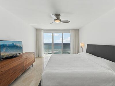 3580 S Ocean 8e Boulevard, South Palm Beach, FL 33480