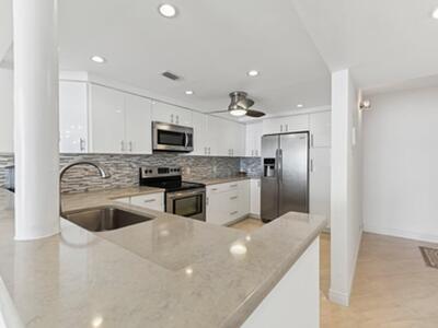 3580 S Ocean 8e Boulevard, South Palm Beach, FL 33480