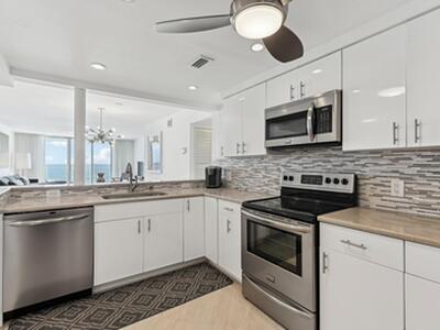 3580 S Ocean 8e Boulevard, South Palm Beach, FL 33480