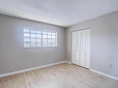 410 Wilma 303 Circle, Riviera Beach, FL 33404