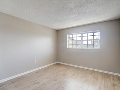 410 Wilma 303 Circle, Riviera Beach, FL 33404