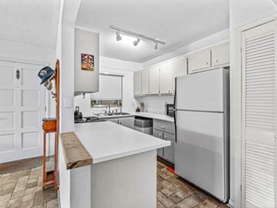 1000 NW 13th Street, Boca Raton, FL 33486