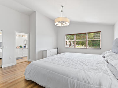 6805 NW 75th Court, Parkland, FL 33067