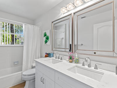 6805 NW 75th Court, Parkland, FL 33067