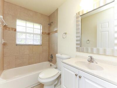 13342 N 87th Street N, West Palm Beach, FL 33412