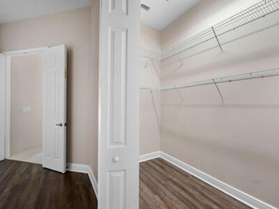 511 SW Squire Johns Lane, Palm City, FL 34990