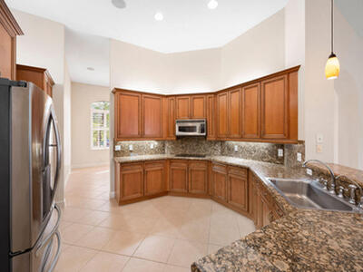 511 SW Squire Johns Lane, Palm City, FL 34990