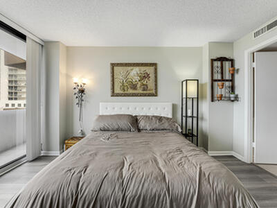 4200 N Ocean Drive, Singer Island, FL 33404