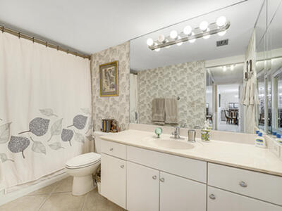 4200 N Ocean Drive, Singer Island, FL 33404