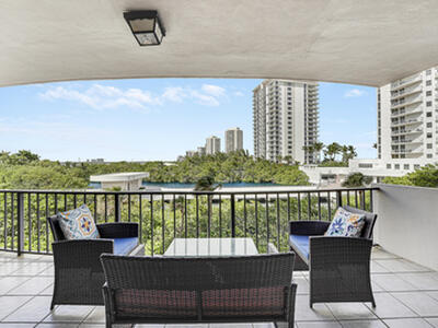 4200 N Ocean Drive, Singer Island, FL 33404