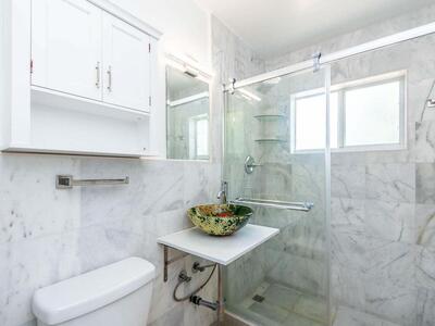 4230 NE 1st Terrace, Oakland Park, FL 33334