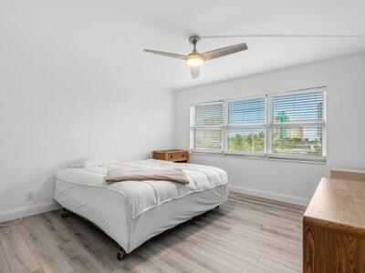 550 Bayshore Drive, Fort Lauderdale, FL 33304