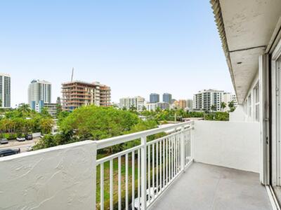 550 Bayshore Drive, Fort Lauderdale, FL 33304