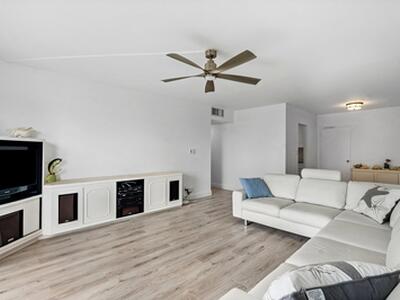 550 Bayshore Drive, Fort Lauderdale, FL 33304