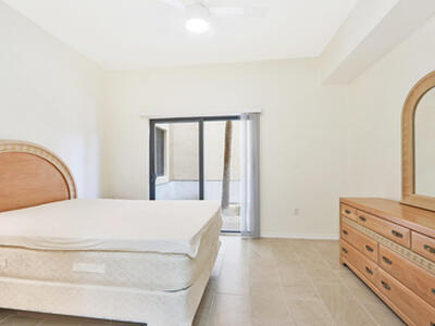 4905 Midtown Lane, Palm Beach Gardens, FL 33418