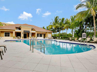 4905 Midtown Lane, Palm Beach Gardens, FL 33418