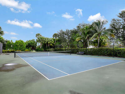 4905 Midtown Lane, Palm Beach Gardens, FL 33418