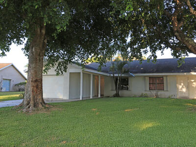 1550 Easthampton Circle, Wellington, FL 33414