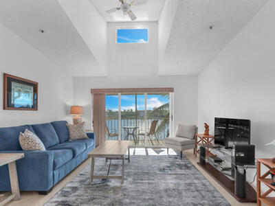 4468 NE Ocean Boulevard, Jensen Beach, FL 34957