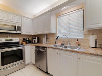 12524 Shoreline 302 Drive, Wellington, FL 33414