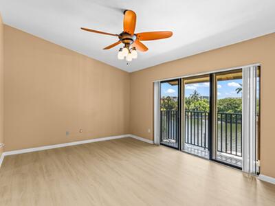 210 Captains Walk, Delray Beach, FL 33483