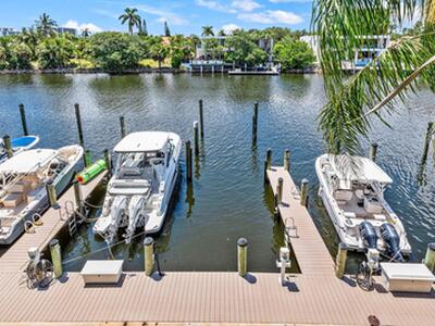 210 Captains Walk, Delray Beach, FL 33483