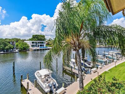 210 Captains Walk, Delray Beach, FL 33483