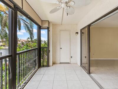 210 Captains Walk, Delray Beach, FL 33483