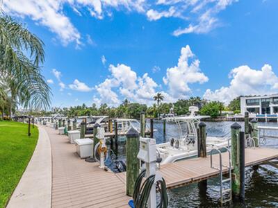 210 Captains Walk, Delray Beach, FL 33483