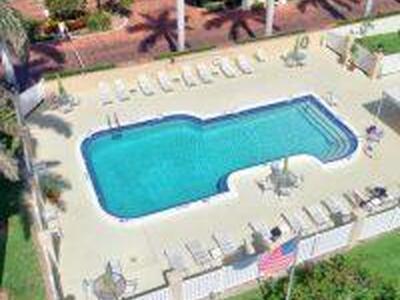 210 Captains Walk, Delray Beach, FL 33483