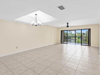 210 Captains Walk, Delray Beach, FL 33483