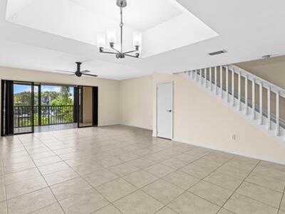 210 Captains Walk, Delray Beach, FL 33483