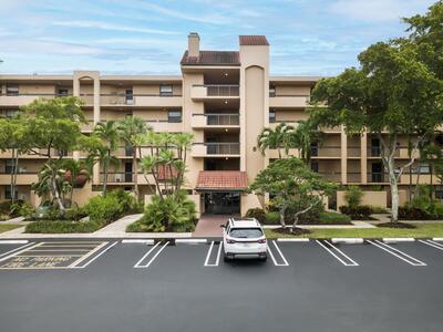 500 Egret Circle, Delray Beach, FL 33444