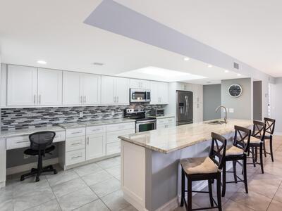 500 Egret Circle, Delray Beach, FL 33444