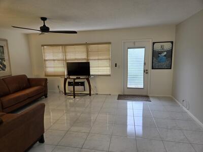 594 Fanshaw O, Boca Raton, FL 33434
