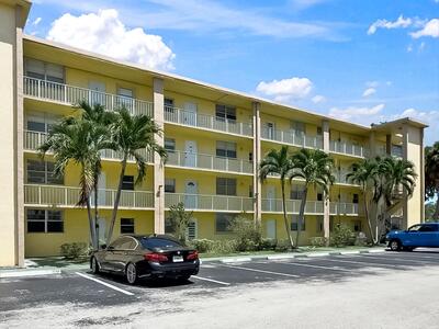 9949 Sandalfoot Boulevard